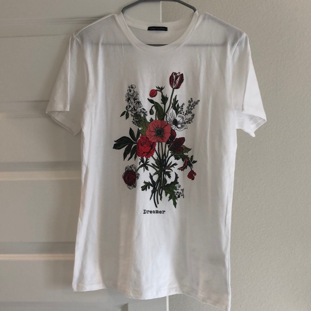 Graphic tee
